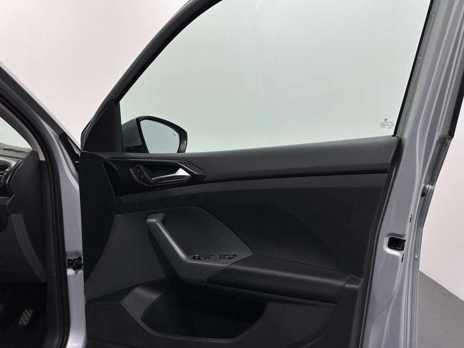 Used Volkswagen T-Cross 2021 for sale - 76878988: Photo 31