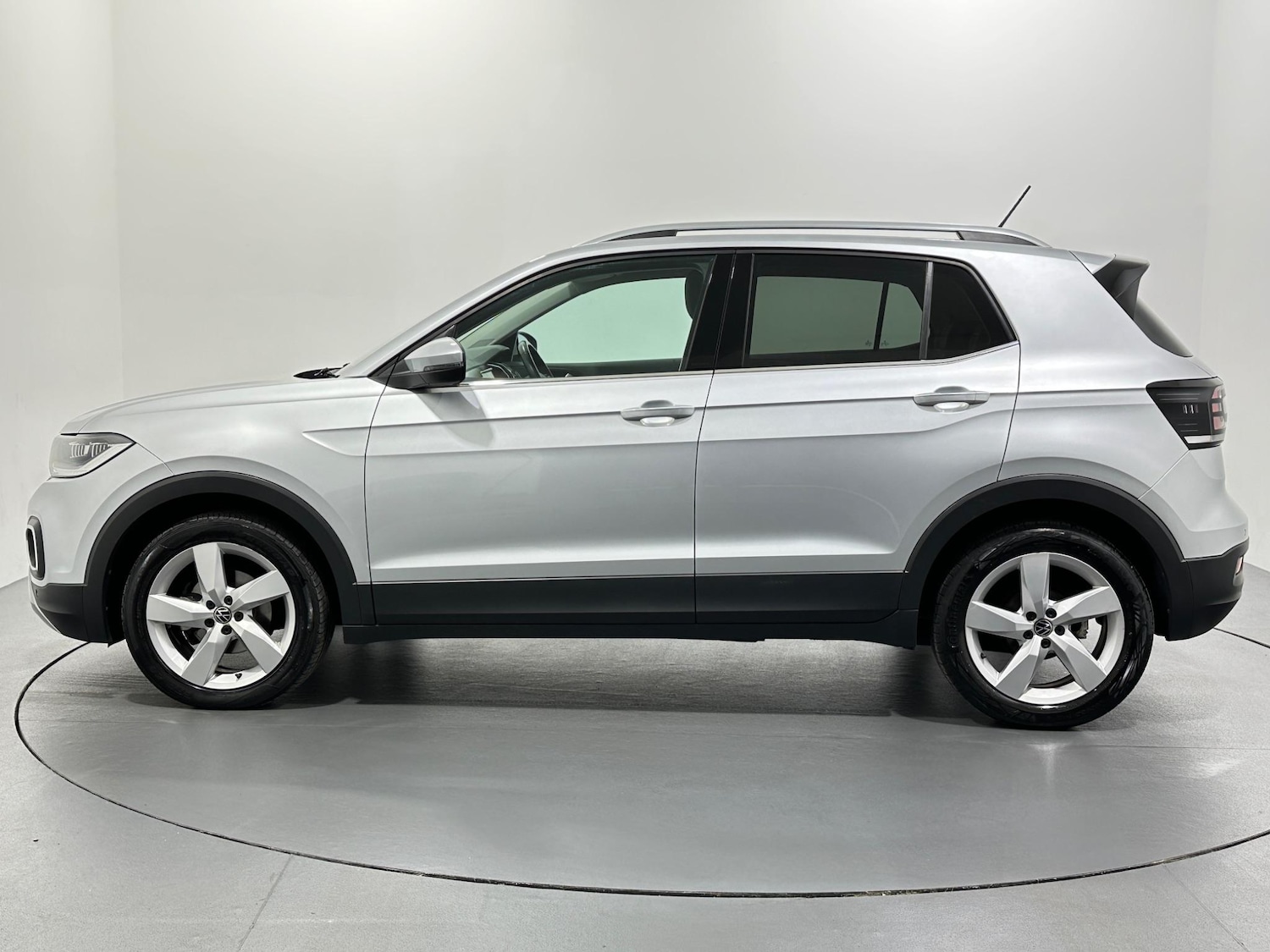 Used Volkswagen T-Cross 2021 for sale - 76878988: Photo 5