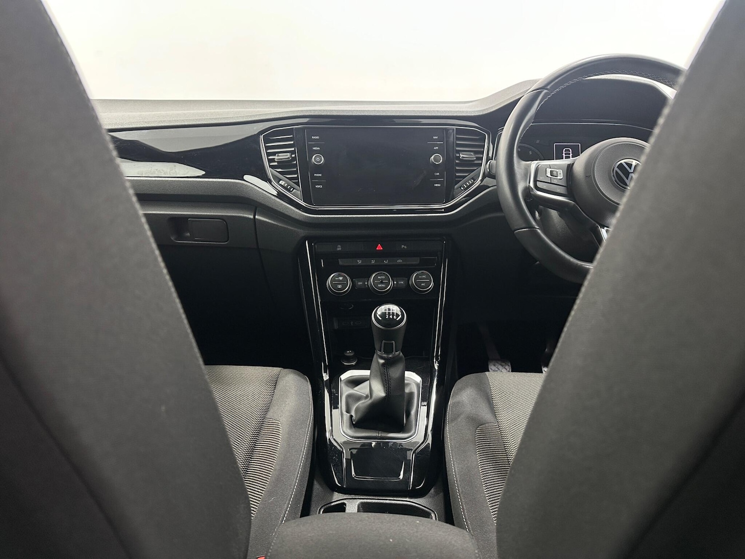 Used Volkswagen T-Roc for sale - 77291003: Photo 18