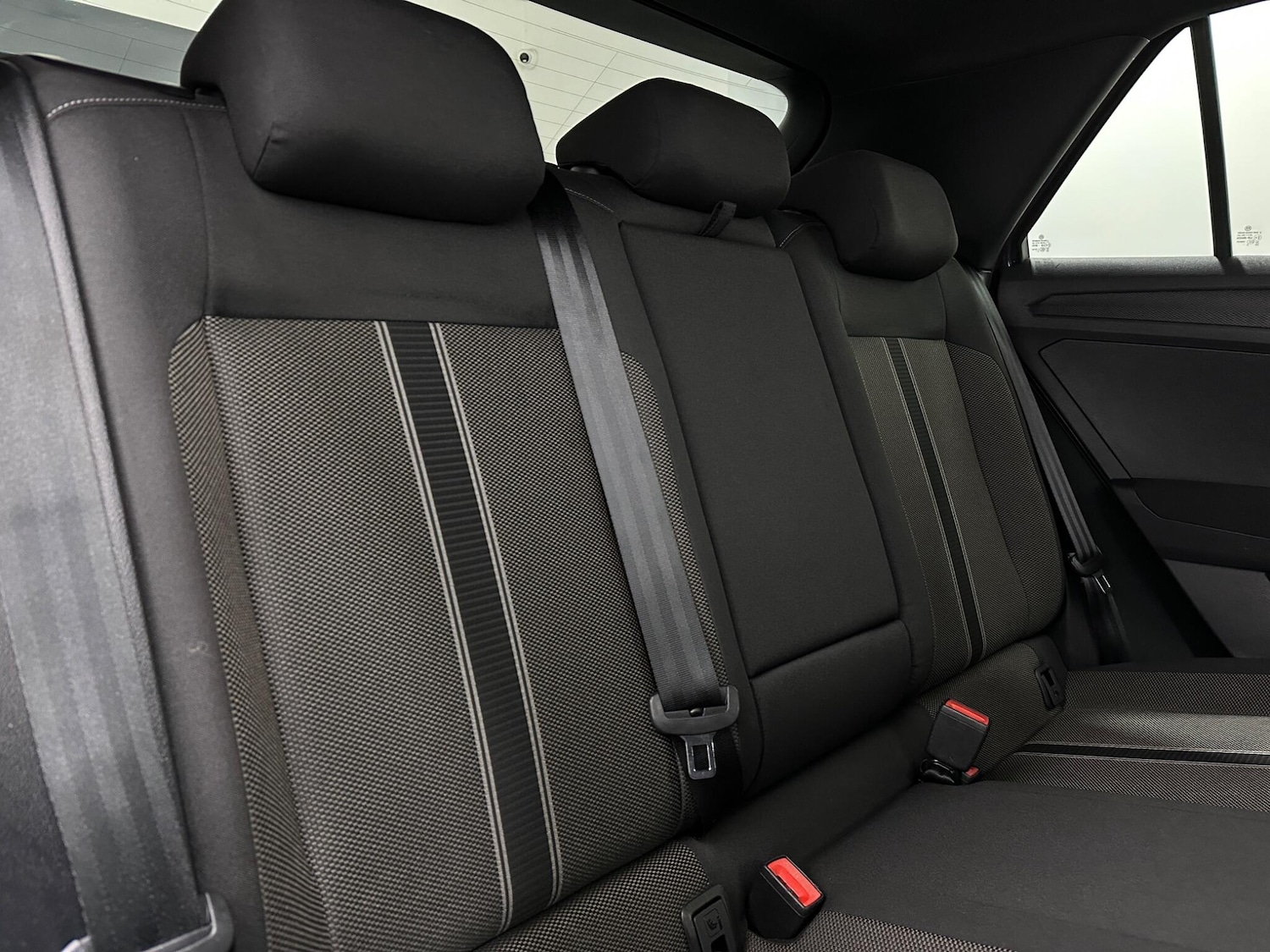 Used Volkswagen T-Roc for sale - 77291003: Photo 38