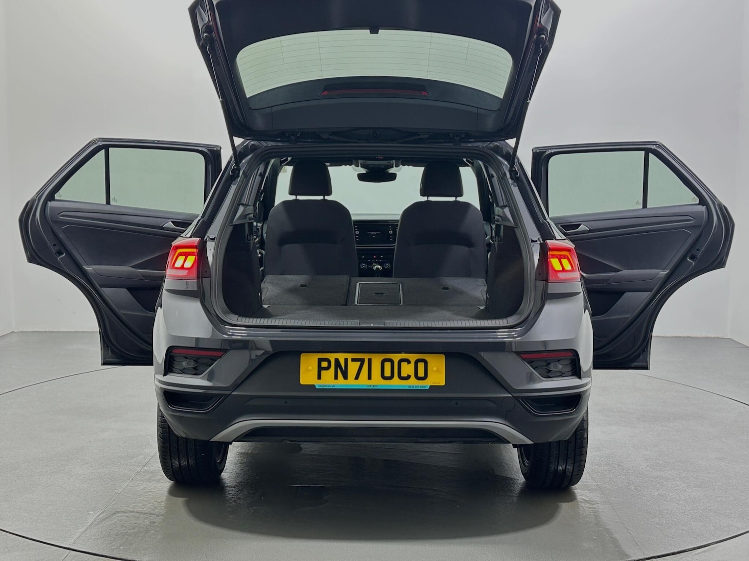 Used Volkswagen T-Roc for sale - 77291003: Photo 40