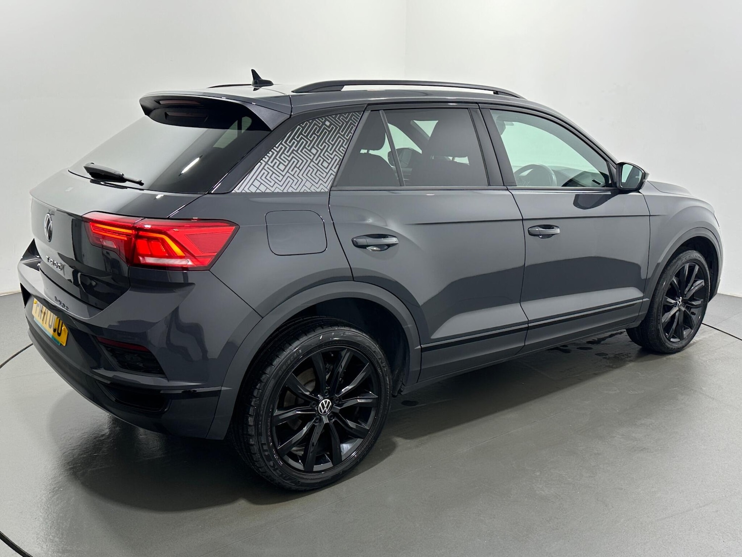 Used Volkswagen T-Roc for sale - 77291003: Photo 47