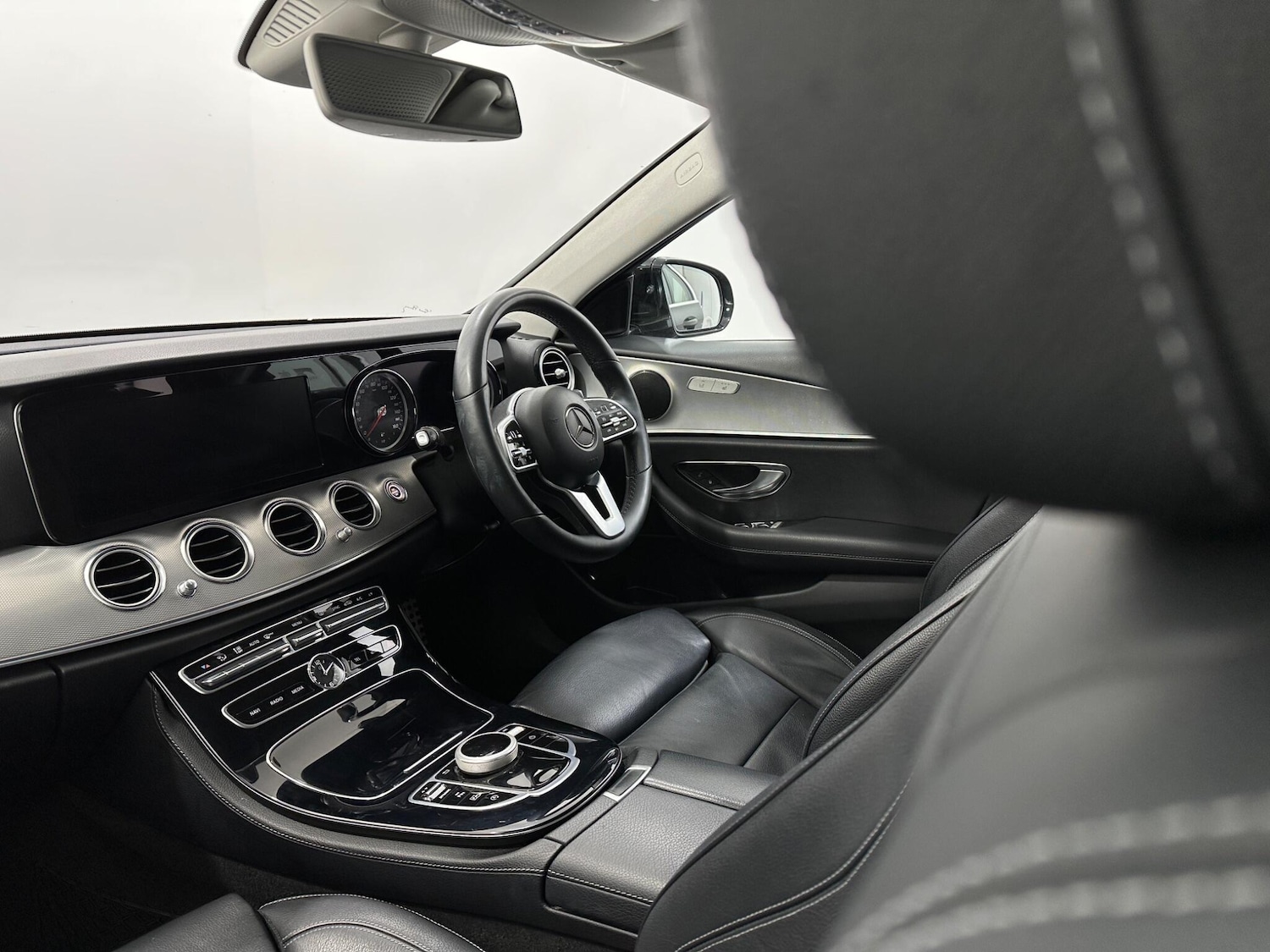 Used Mercedes-Benz E Class 2019 for sale - 77057295: Photo 29