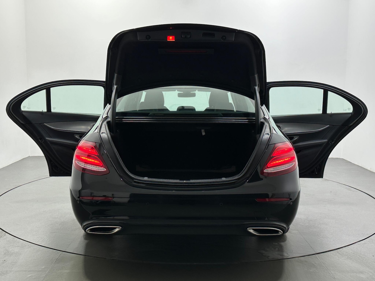 Used Mercedes-Benz E Class 2019 for sale - 77057295: Photo 44