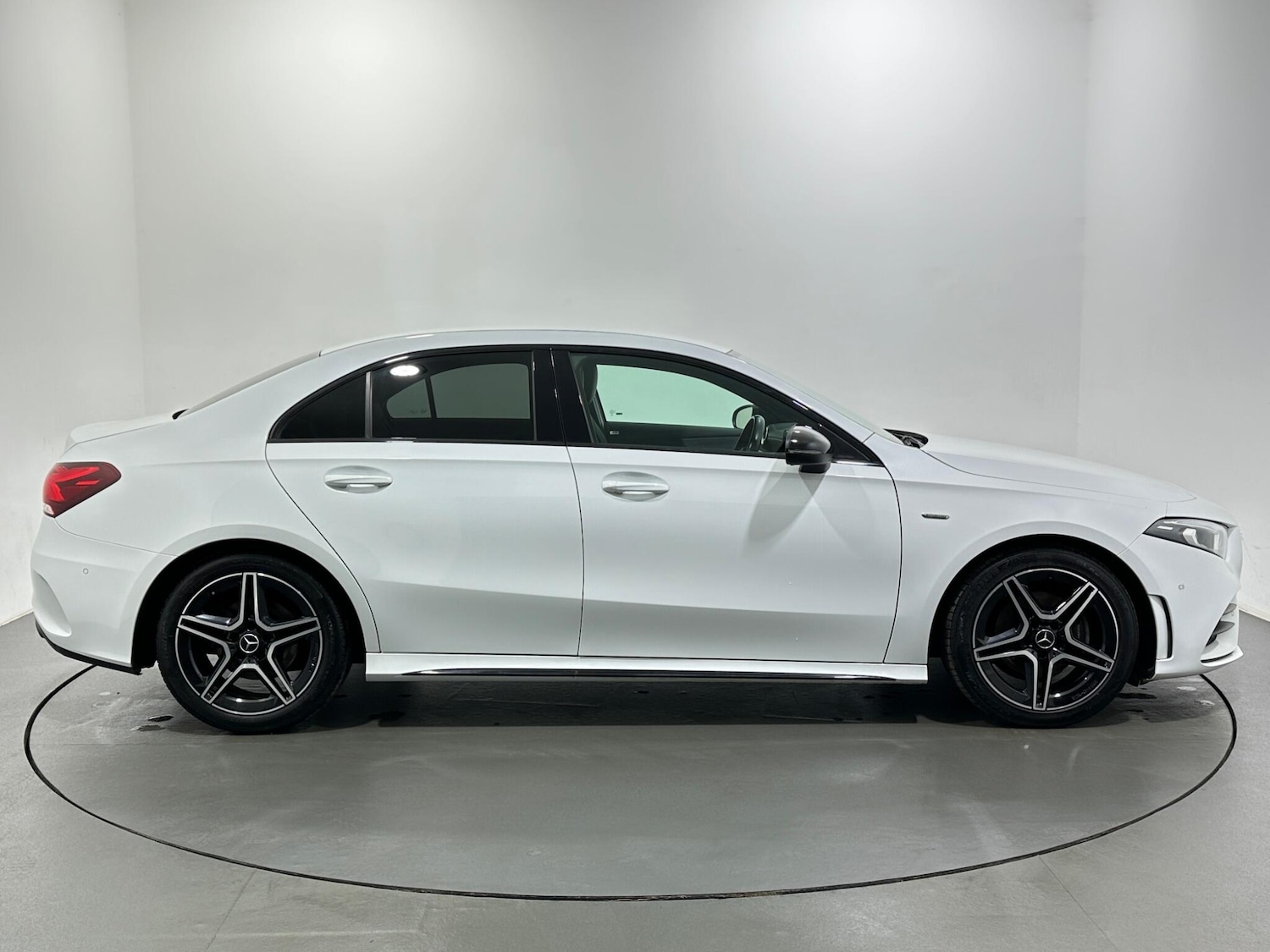 Used Mercedes-Benz A-Class 2021 for sale - 77119861: Photo 9