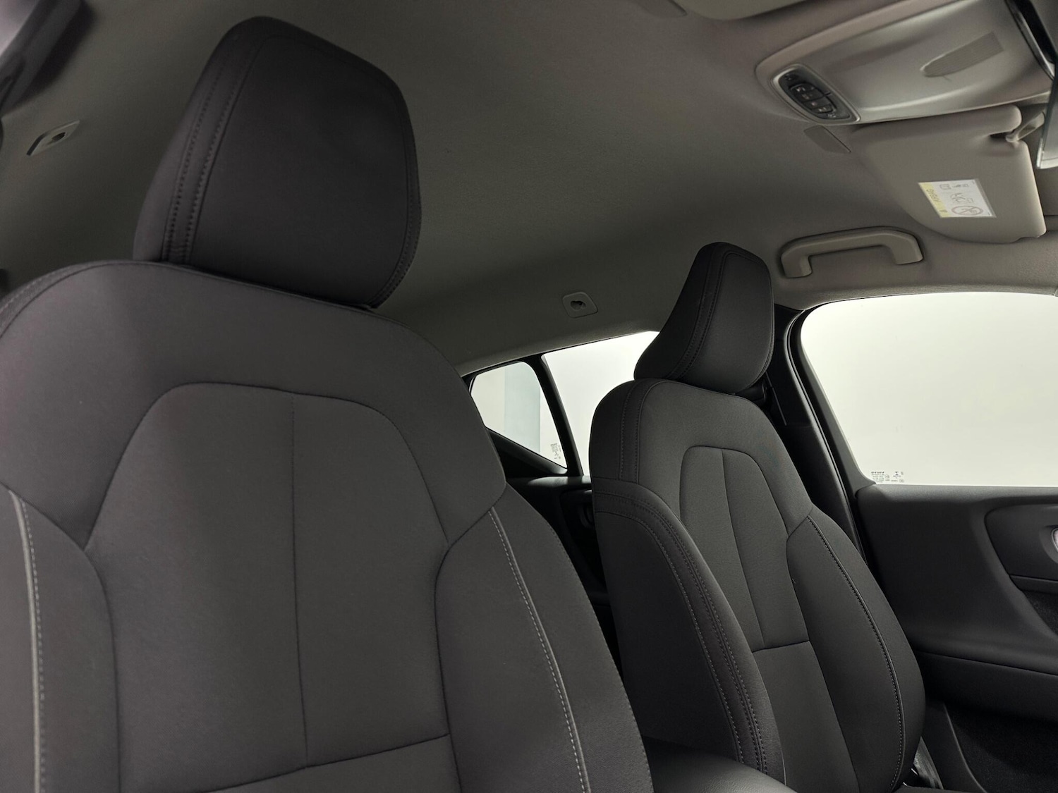 Used Volvo XC40 2021 for sale - 76878623: Photo 28