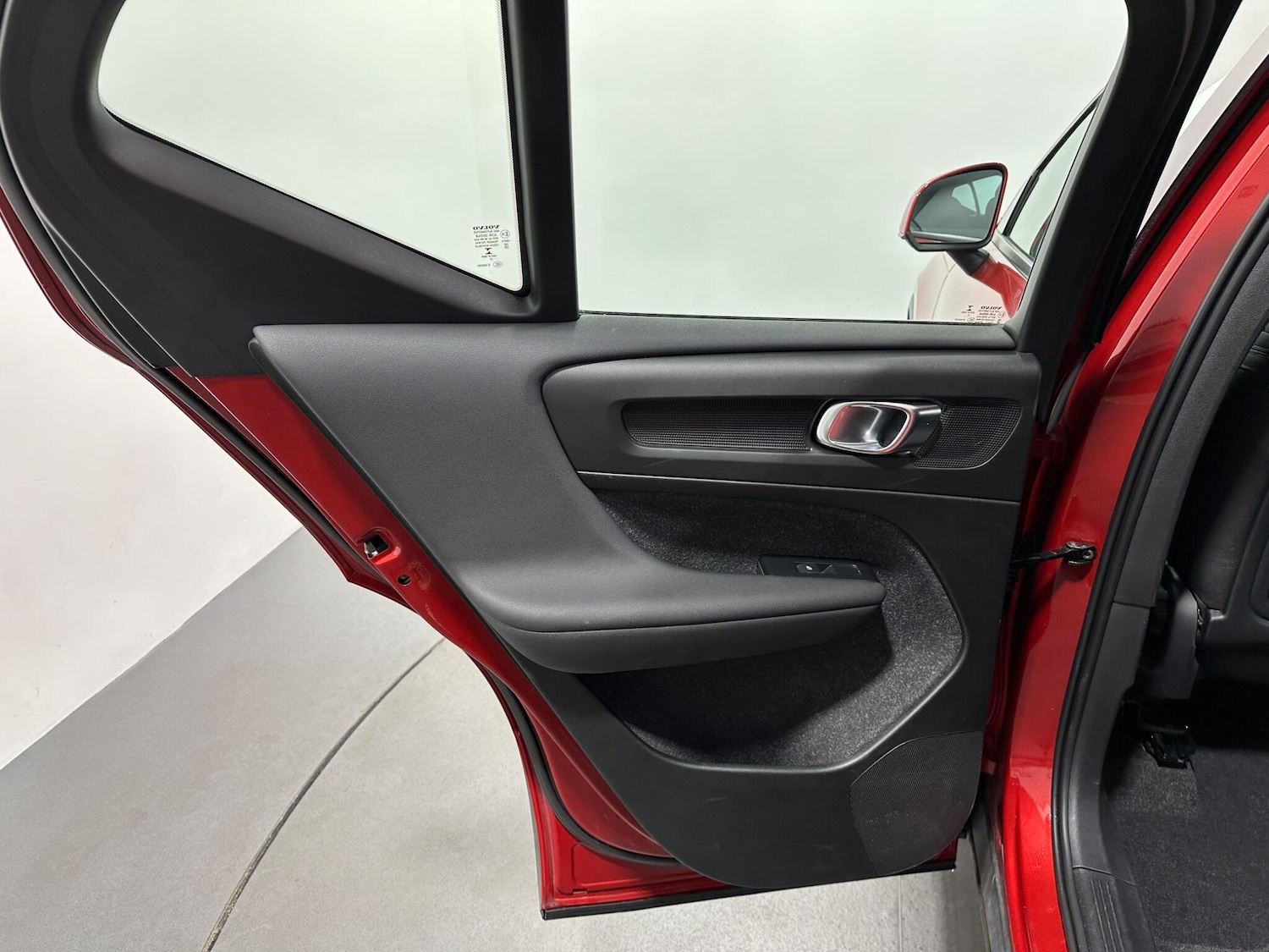 Used Volvo XC40 2021 for sale - 76878623: Photo 36