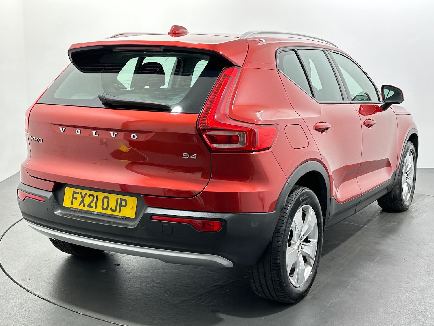 Used Volvo XC40 2021 for sale - 76878623: Photo 8