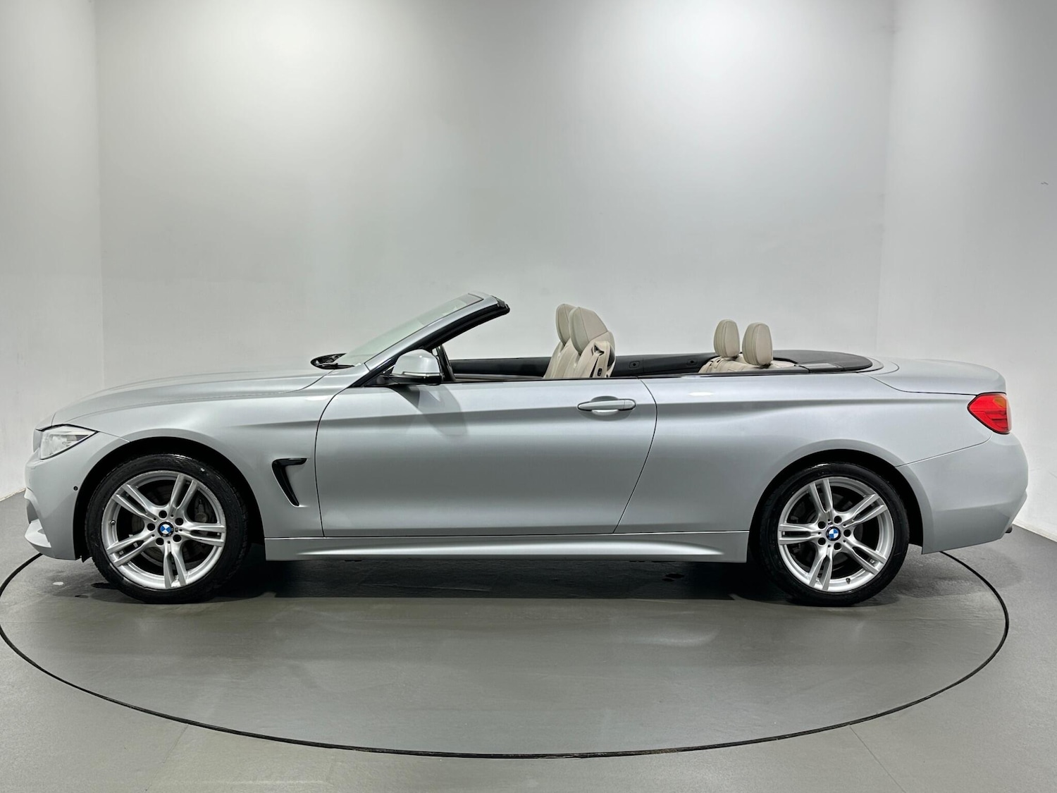 Used BMW 4 Series 2016 for sale - 77510413: Photo 5