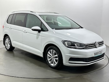 Used Volkswagen Touran 2018 for sale - 78527845: Photo