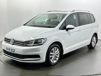 Used Volkswagen Touran 2018 for sale - 78527845: Photo