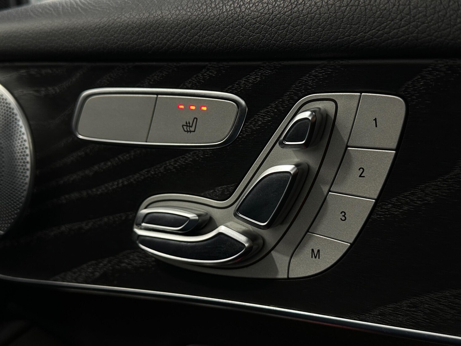 Used Mercedes-Benz GLC 2017 for sale - 77455964: Photo 18