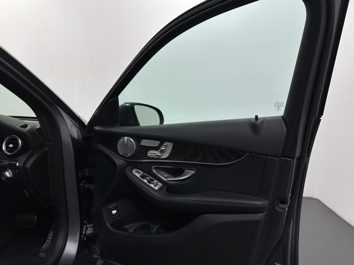 Used Mercedes-Benz GLC 2017 for sale - 77455964: Photo 34