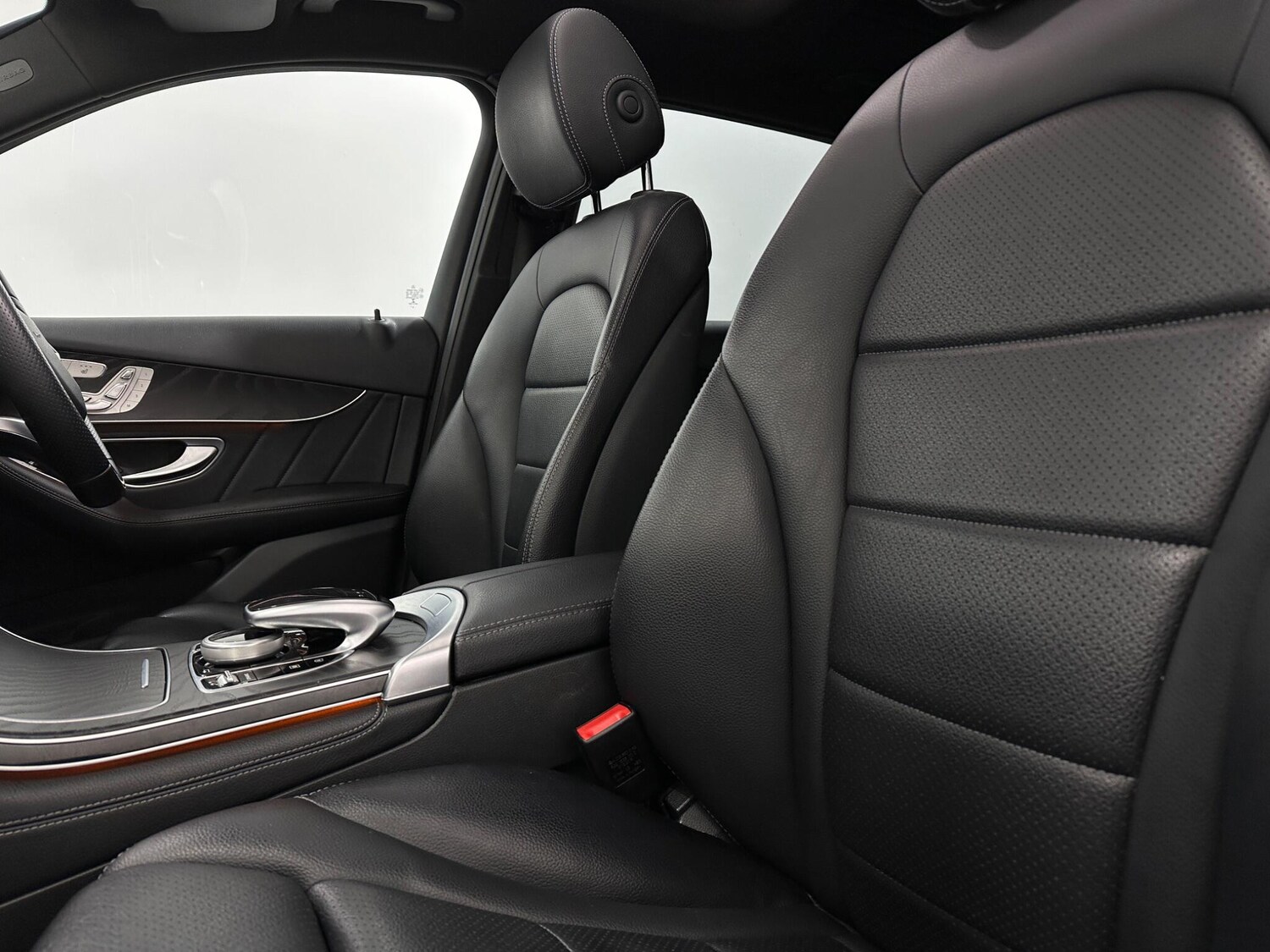 Used Mercedes-Benz GLC 2017 for sale - 77455964: Photo 36