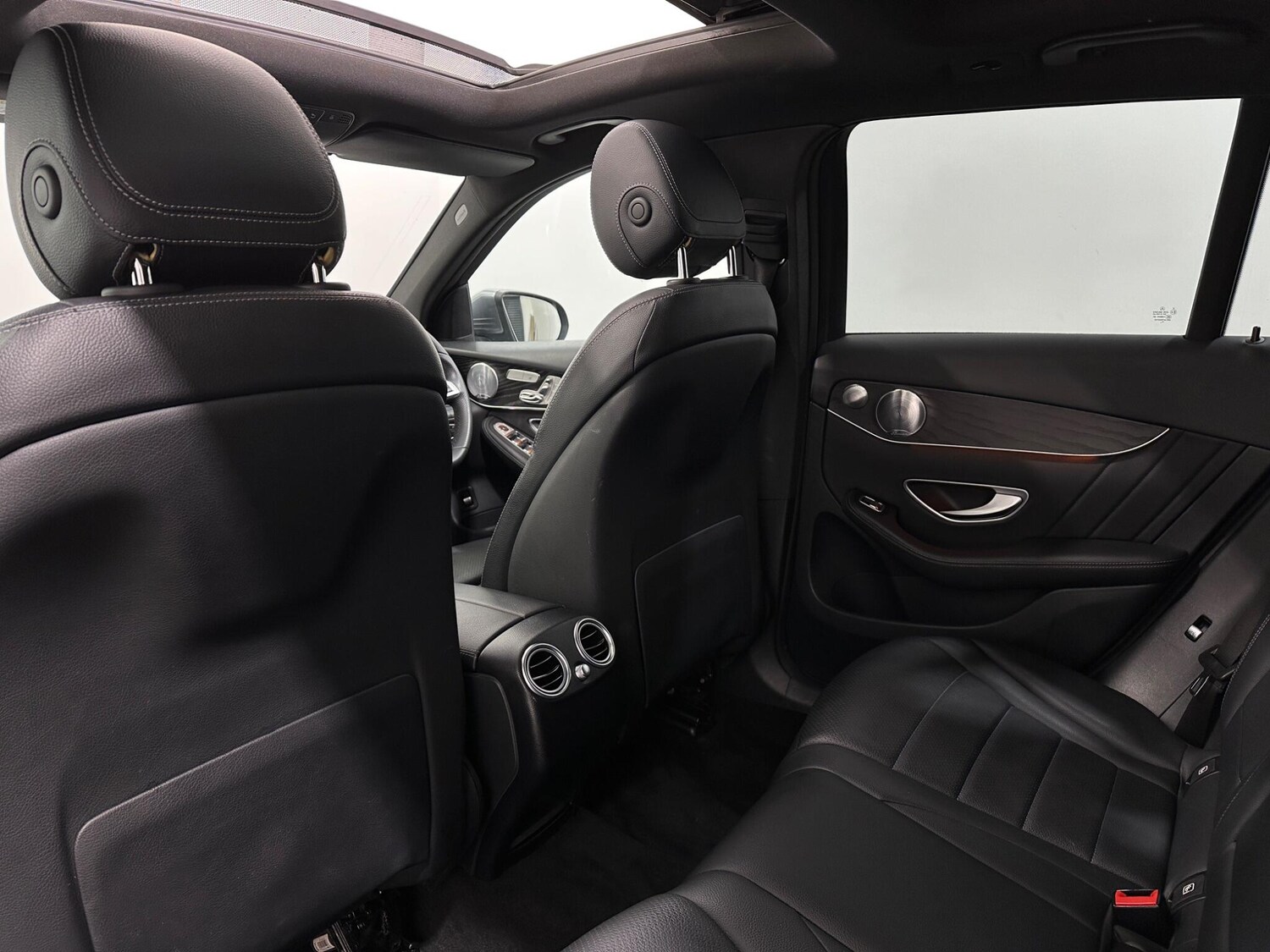 Used Mercedes-Benz GLC 2017 for sale - 77455964: Photo 39