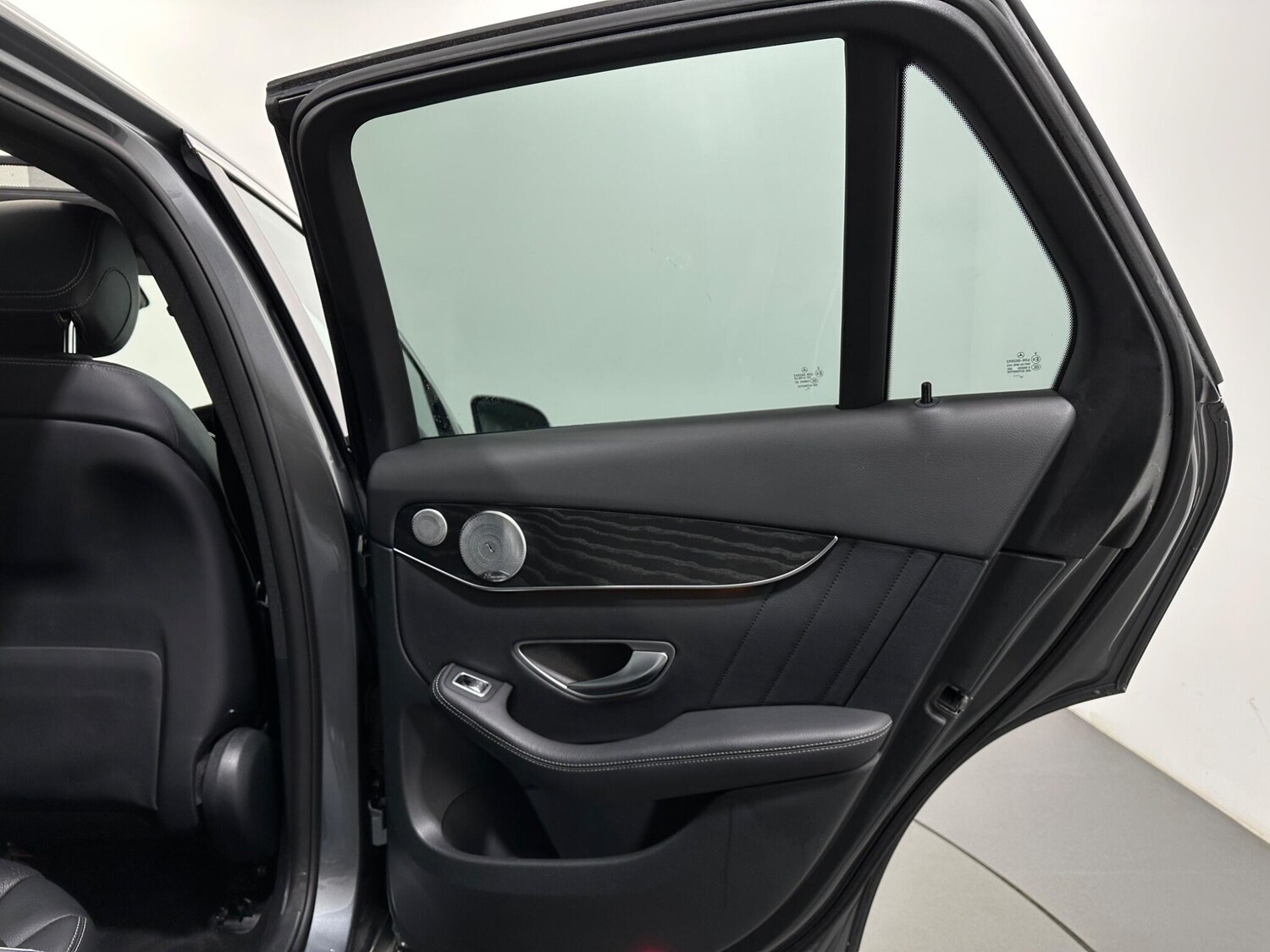 Used Mercedes-Benz GLC 2017 for sale - 77455964: Photo 44