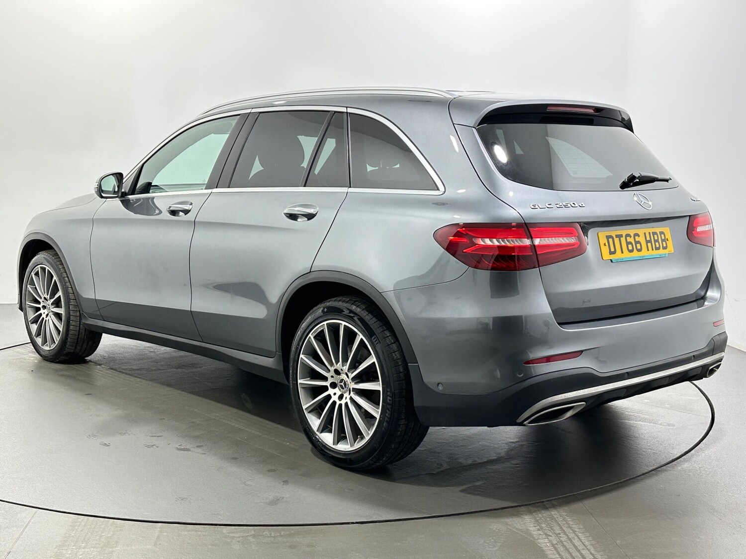Used Mercedes-Benz GLC 2017 for sale - 77455964: Photo 6