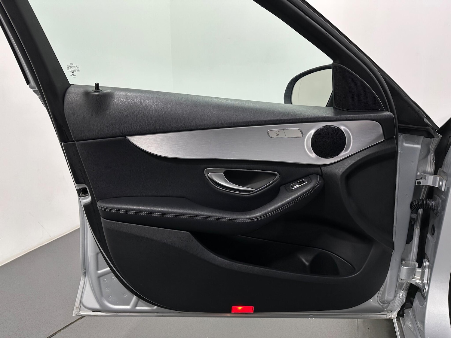 Used Mercedes-Benz C Class 2018 for sale - 76878819: Photo 36