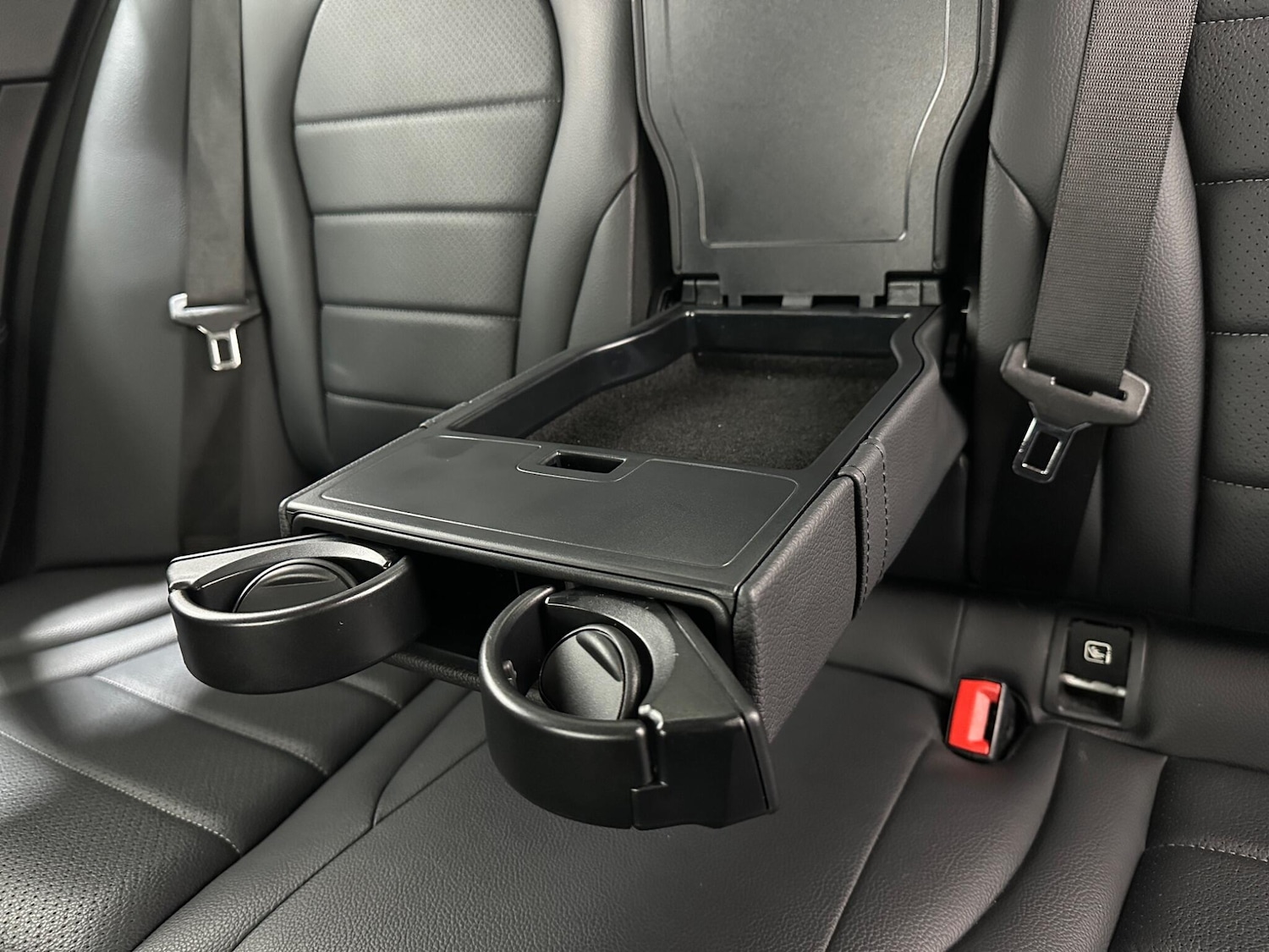 Used Mercedes-Benz C Class 2018 for sale - 76878819: Photo 39