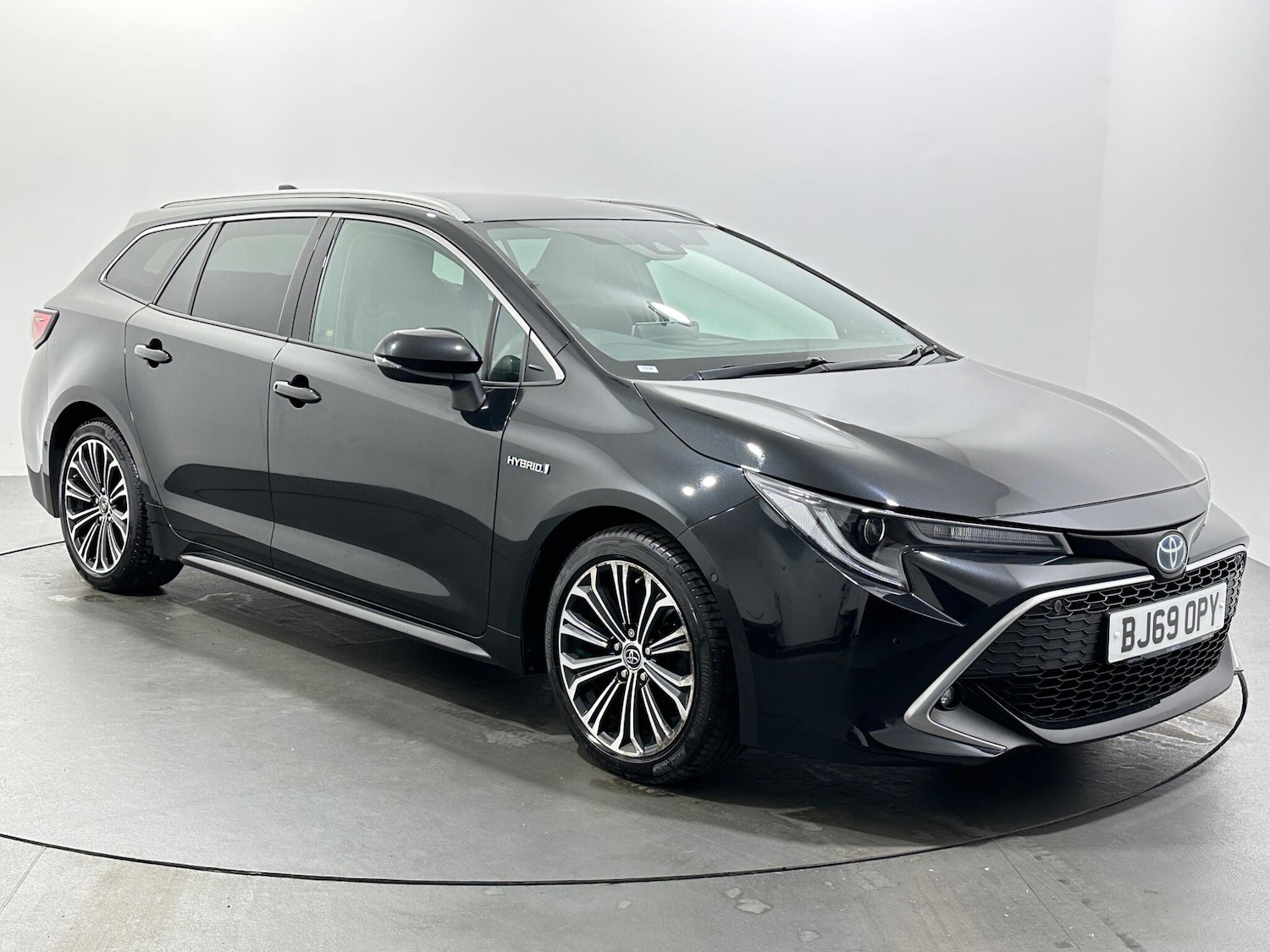 Used Toyota Corolla 2019 for sale - 76878575: Photo 1