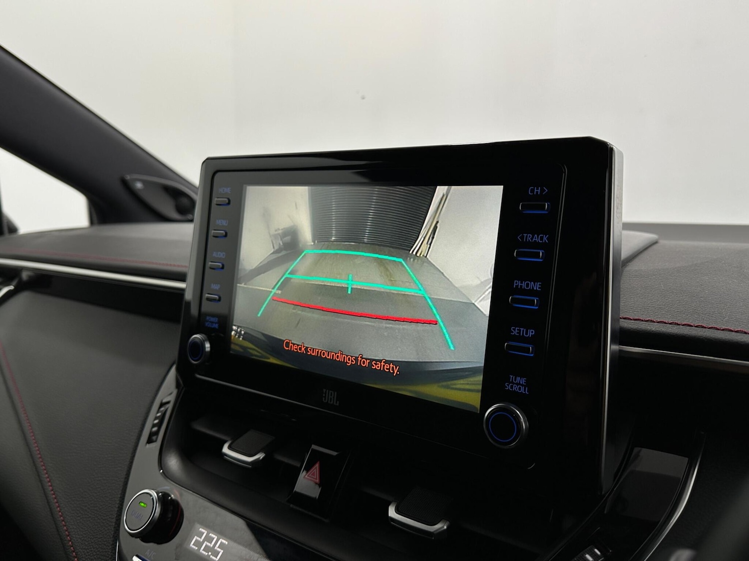 Used Toyota Corolla 2019 for sale - 76878575: Photo 23