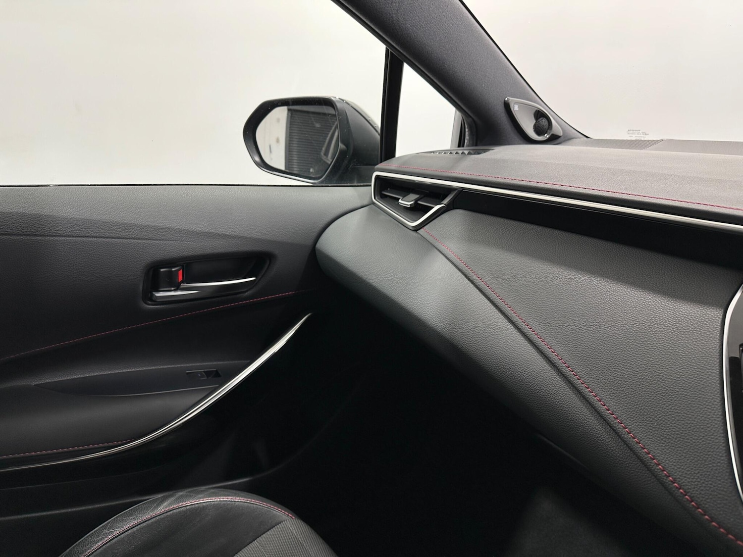 Used Toyota Corolla 2019 for sale - 76878575: Photo 25