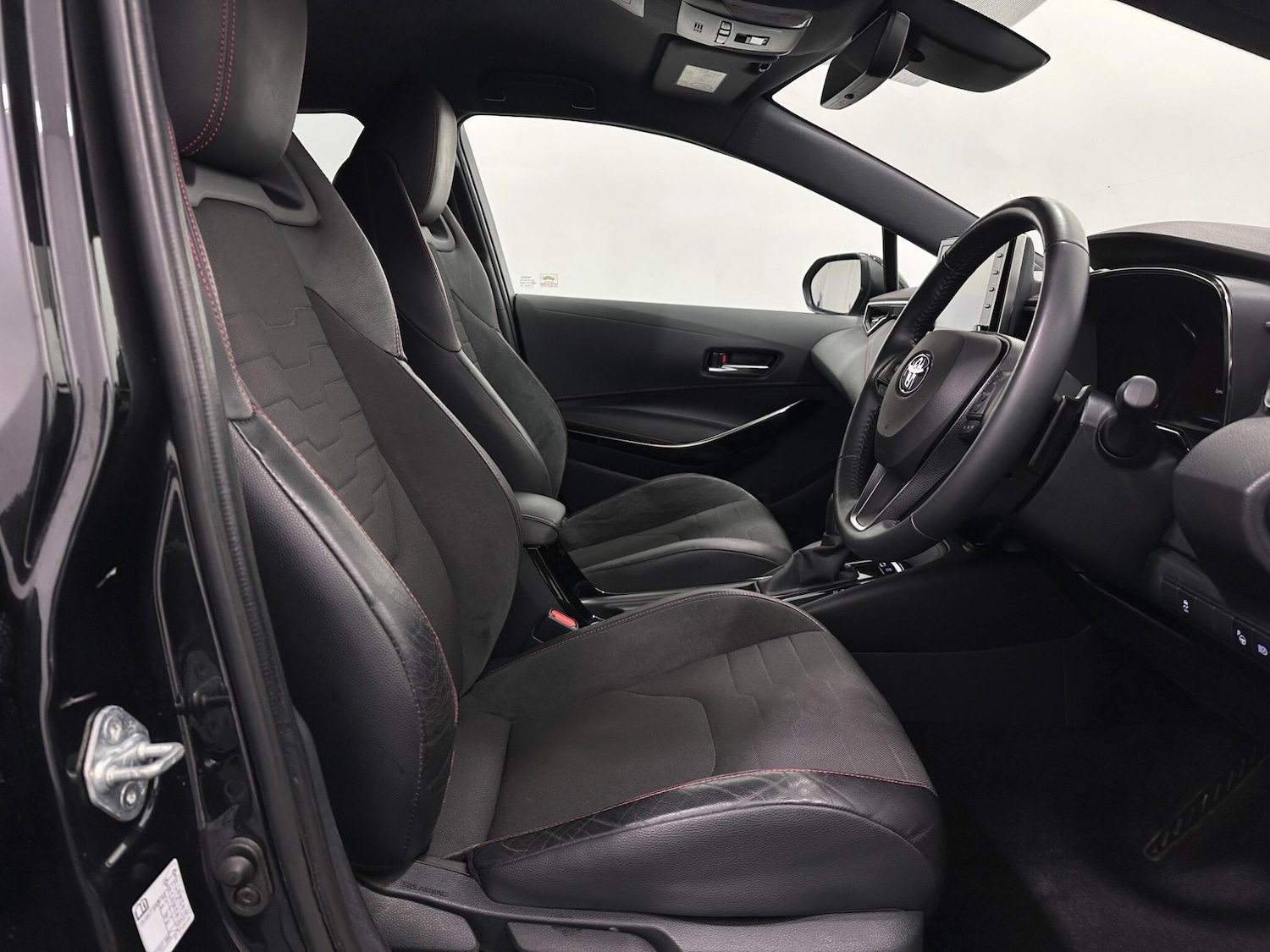 Used Toyota Corolla 2019 for sale - 76878575: Photo 28