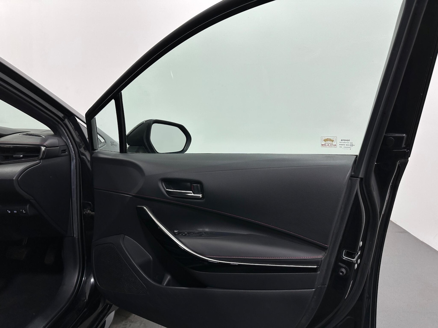 Used Toyota Corolla 2019 for sale - 76878575: Photo 29