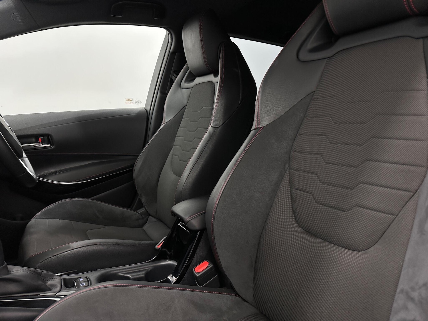 Used Toyota Corolla 2019 for sale - 76878575: Photo 33