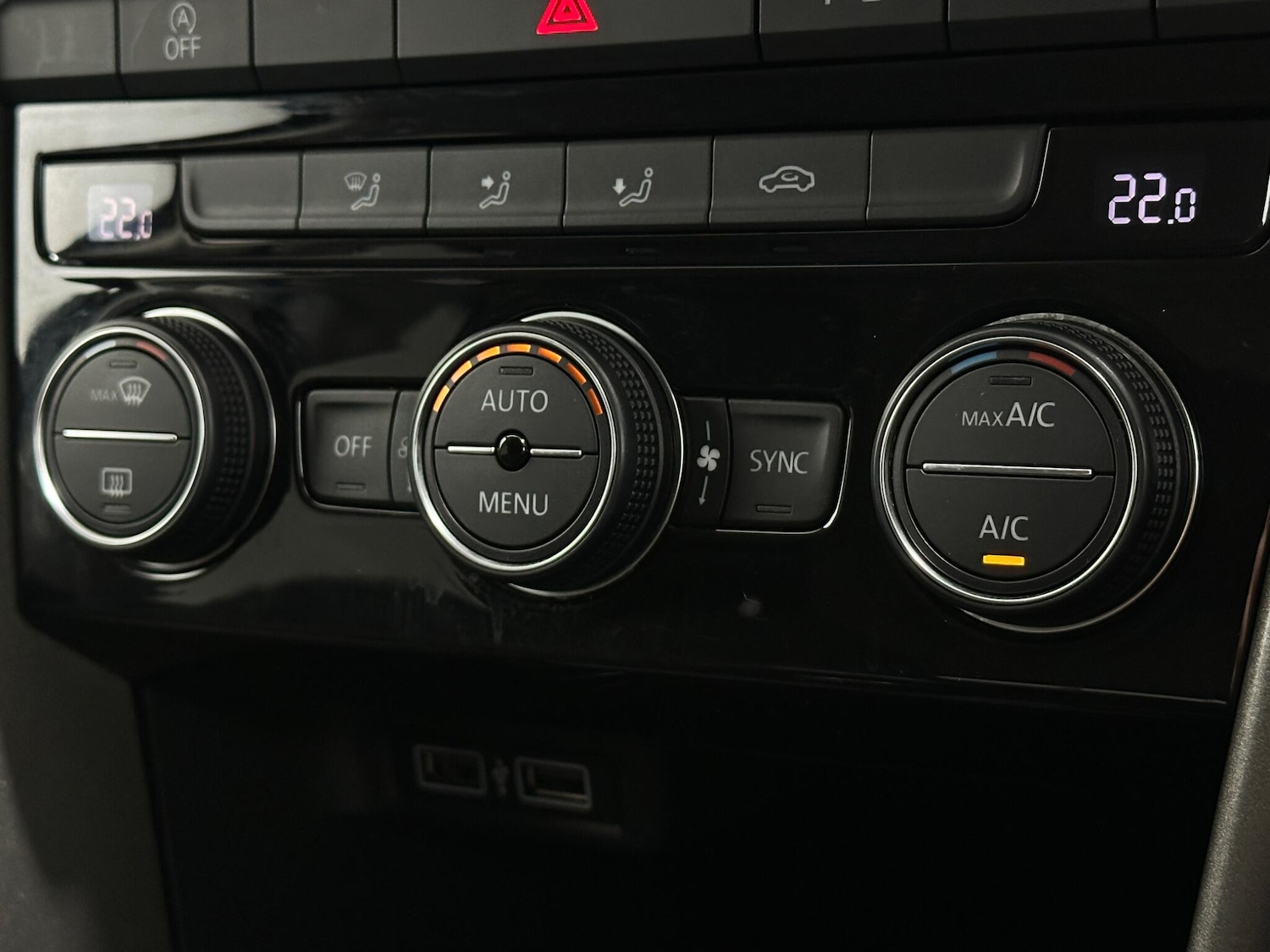 Used Volkswagen T-Roc 2020 for sale - 76878883: Photo 21