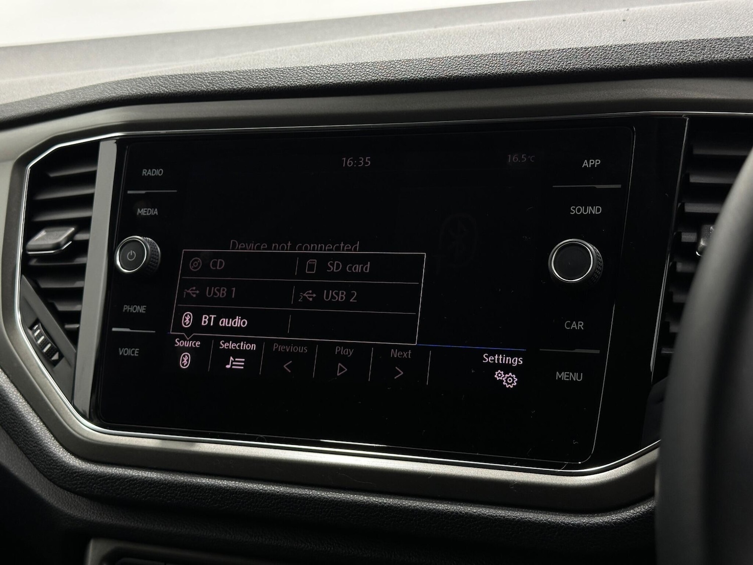 Used Volkswagen T-Roc 2020 for sale - 76878883: Photo 23