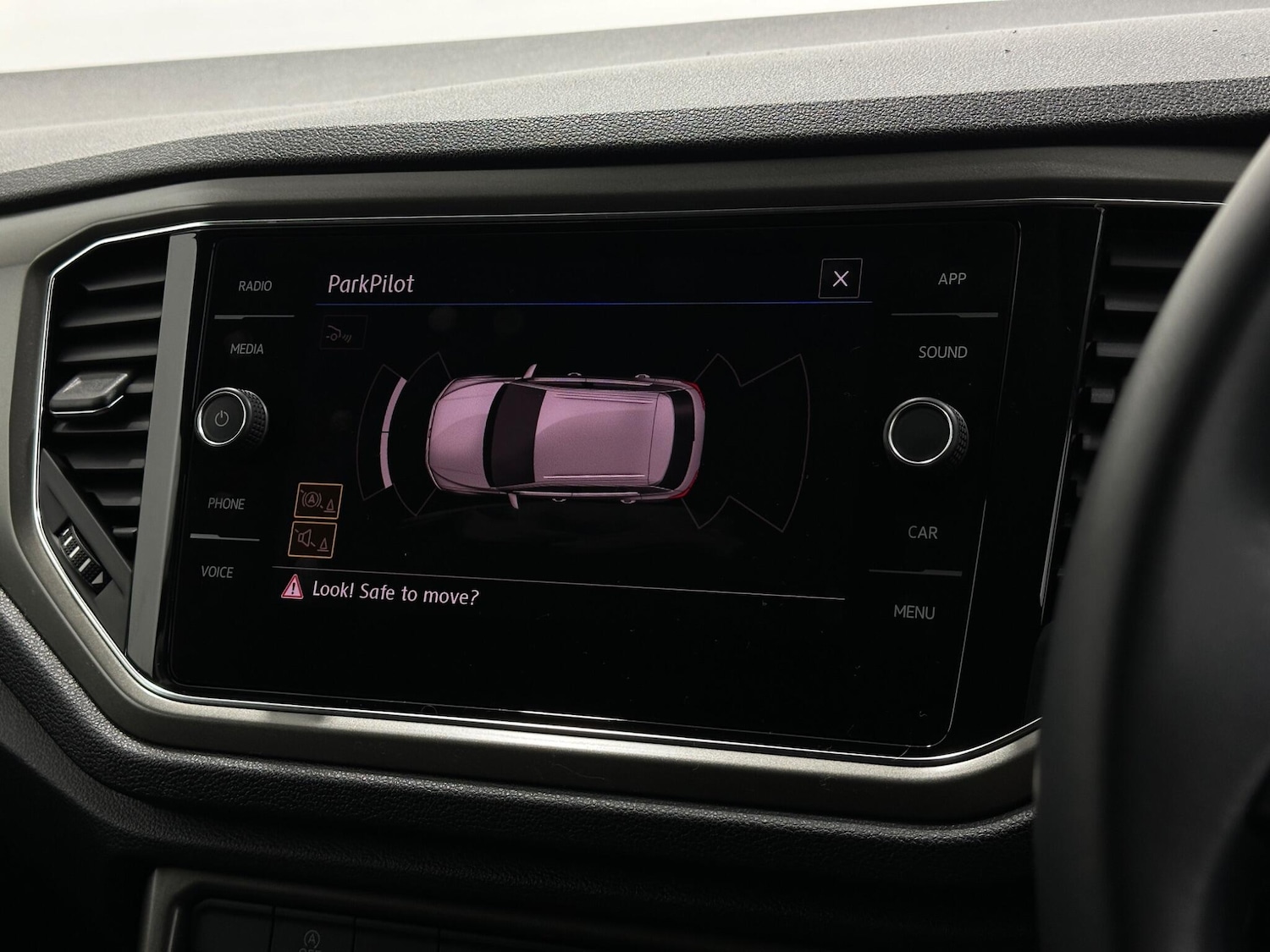 Used Volkswagen T-Roc 2020 for sale - 76878883: Photo 26