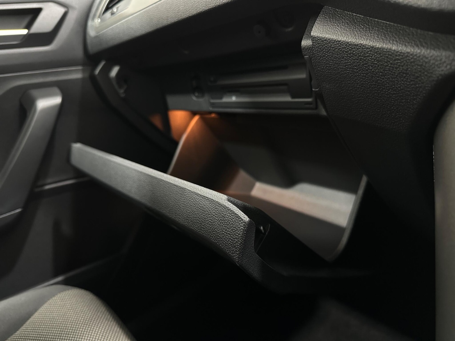 Used Volkswagen T-Roc 2020 for sale - 76878883: Photo 28