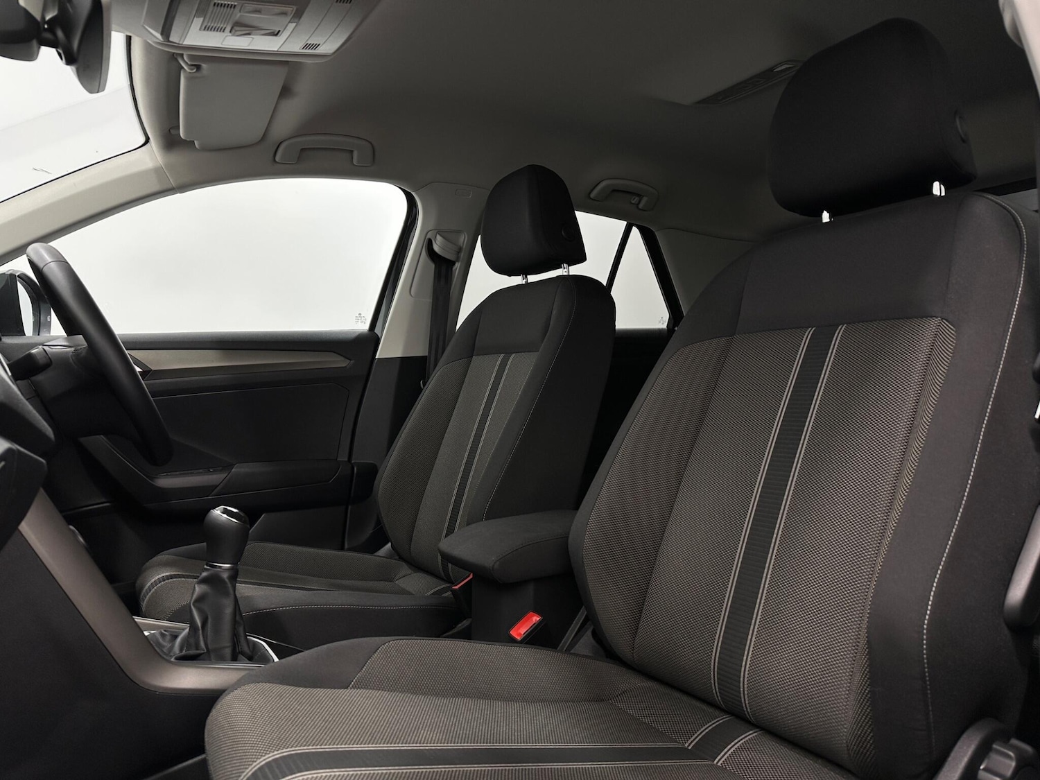 Used Volkswagen T-Roc 2020 for sale - 76878883: Photo 35