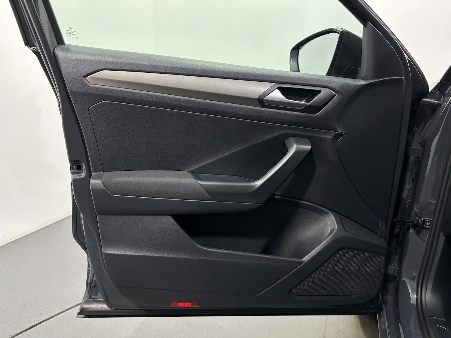 Used Volkswagen T-Roc 2020 for sale - 76878883: Photo 36