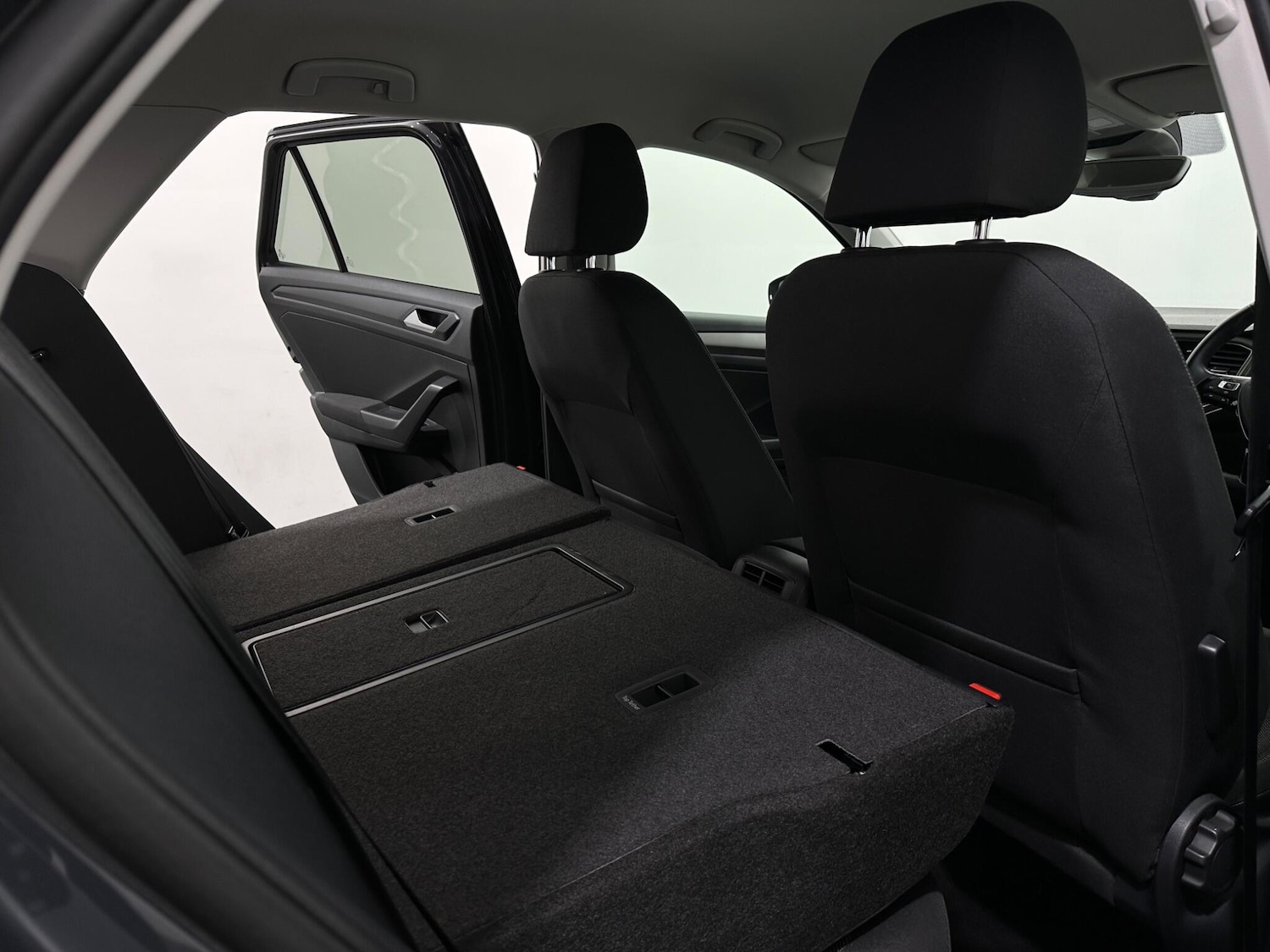 Used Volkswagen T-Roc 2020 for sale - 76878883: Photo 44