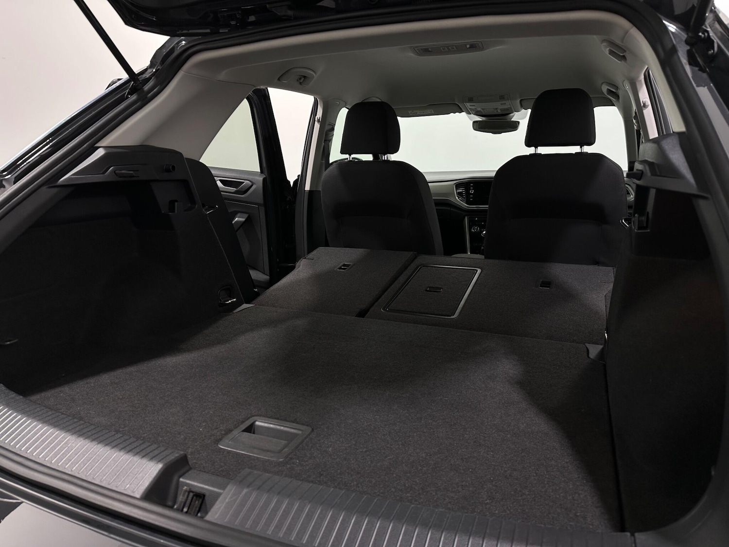 Used Volkswagen T-Roc 2020 for sale - 76878883: Photo 45