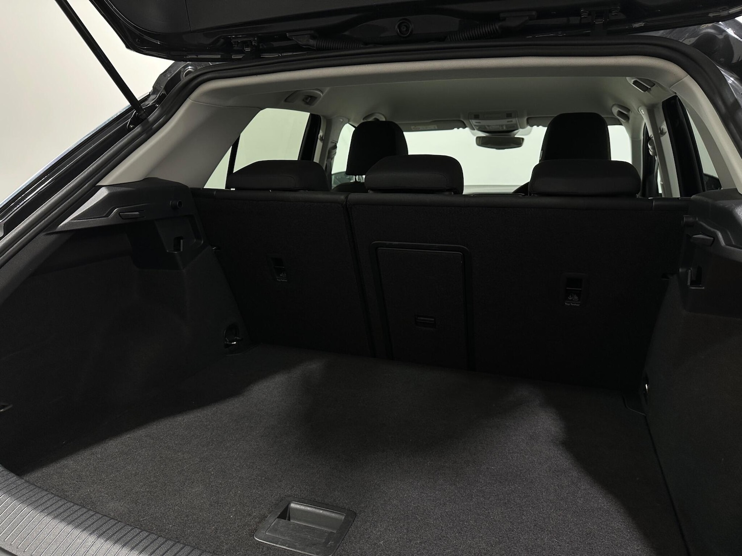 Used Volkswagen T-Roc 2020 for sale - 76878883: Photo 46