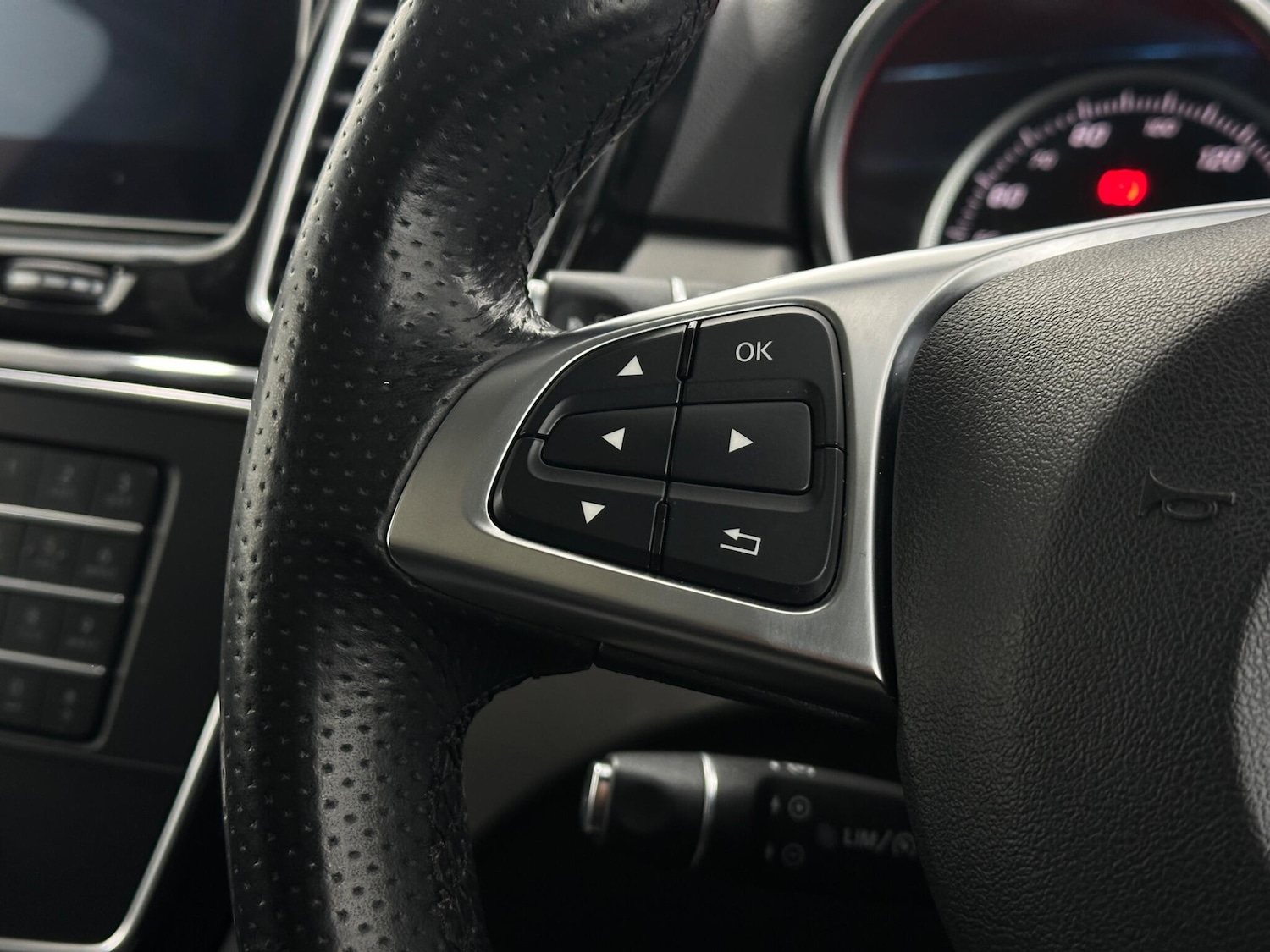 Used Mercedes-Benz GLE 2017 for sale - 77924843: Photo 14