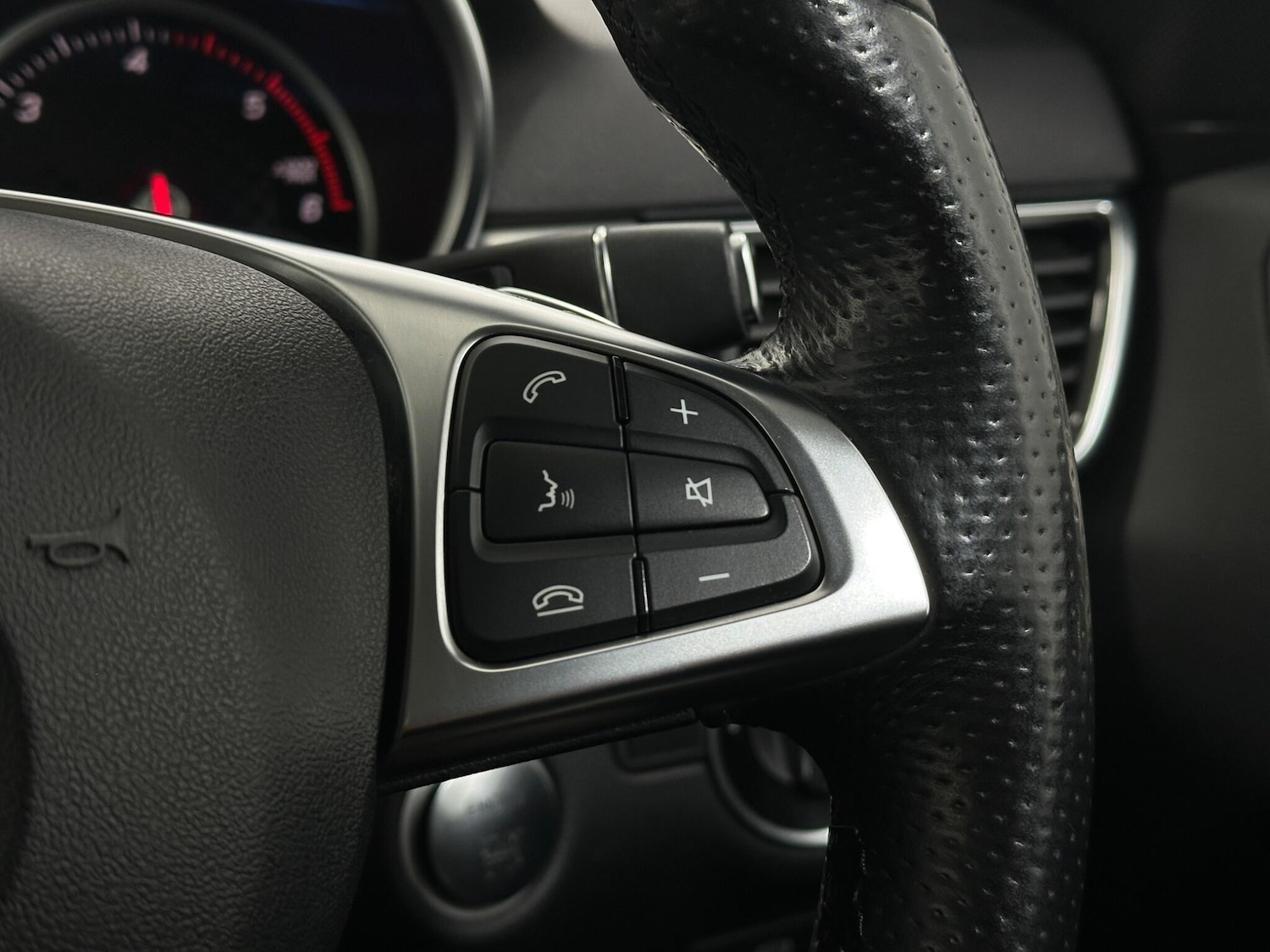 Used Mercedes-Benz GLE 2017 for sale - 77924843: Photo 15