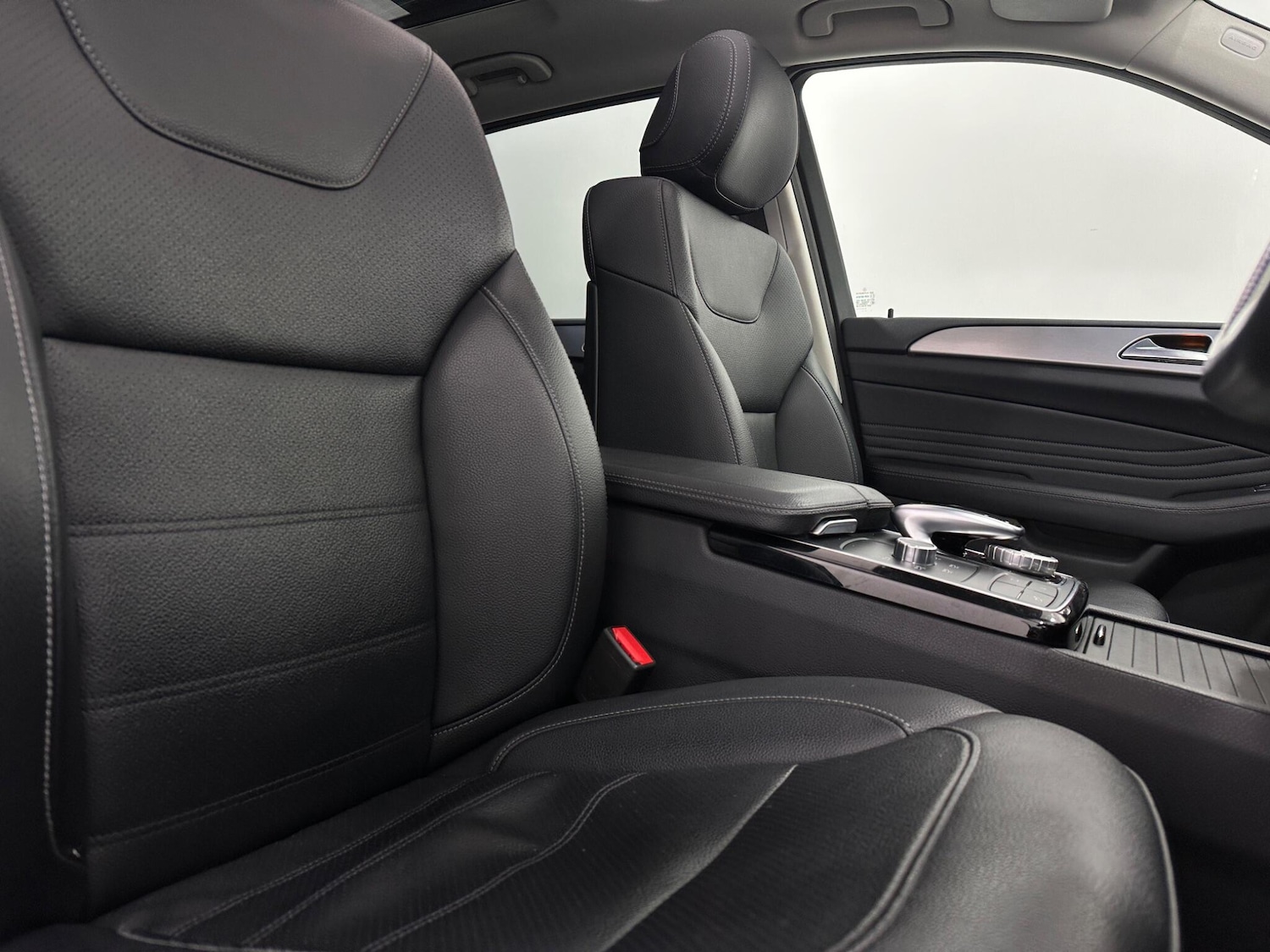 Used Mercedes-Benz GLE 2017 for sale - 77924843: Photo 34