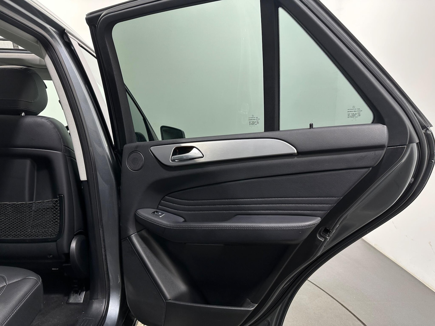 Used Mercedes-Benz GLE 2017 for sale - 77924843: Photo 46