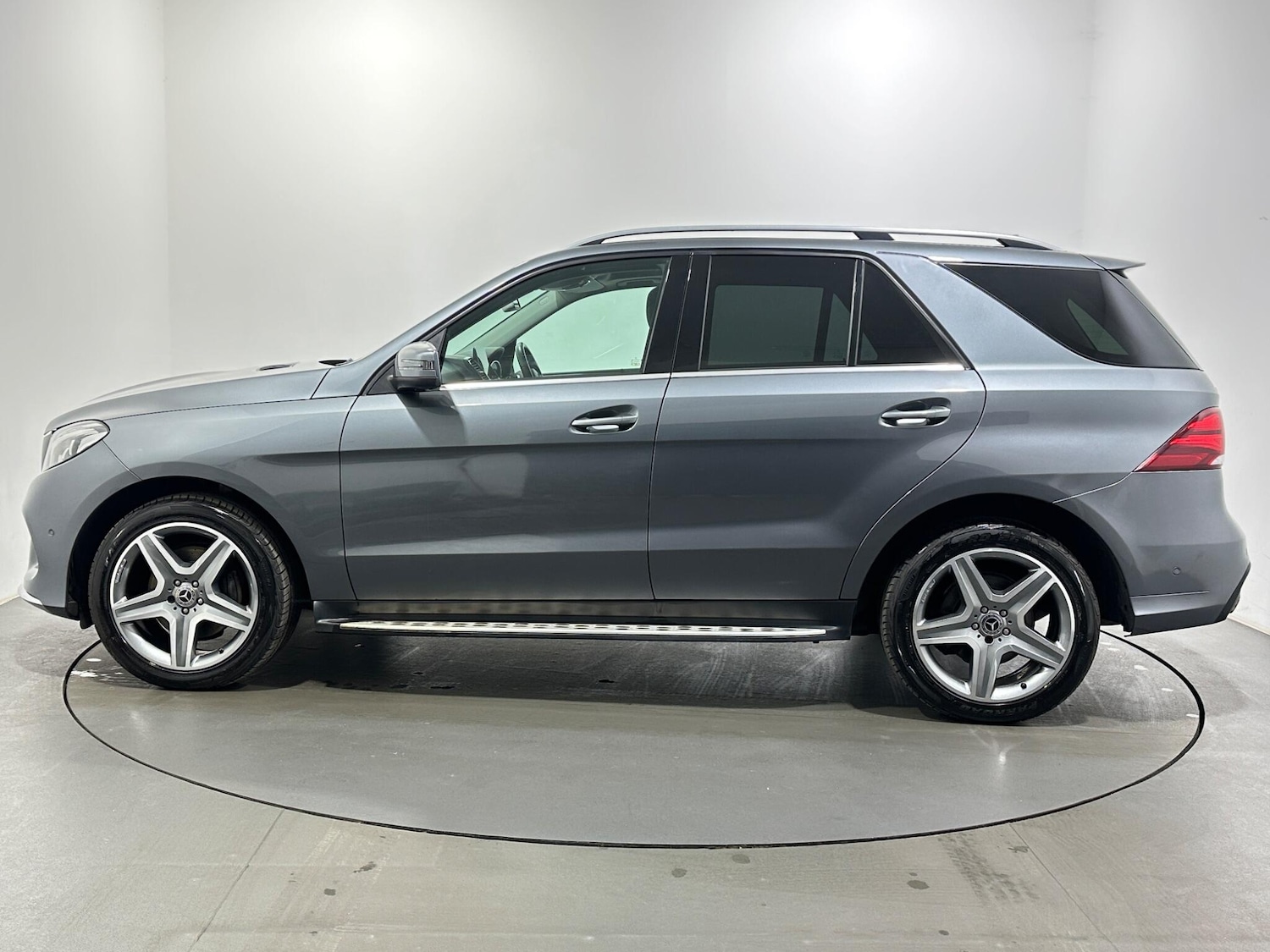 Used Mercedes-Benz GLE 2017 for sale - 77924843: Photo 5