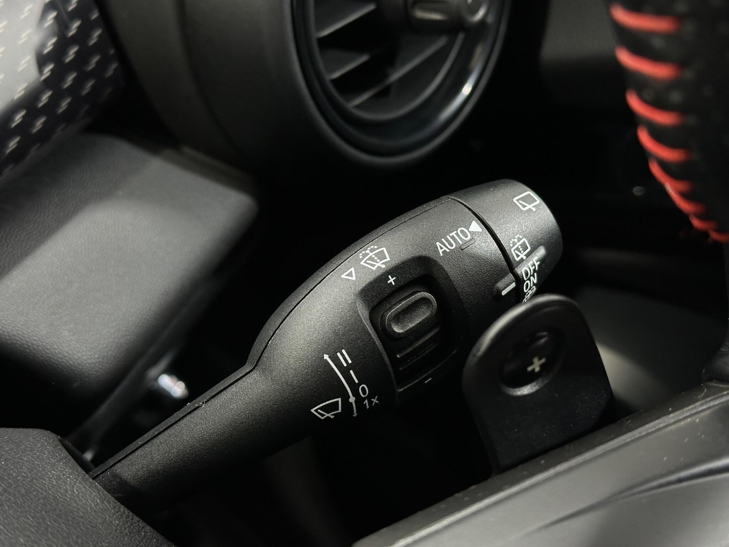 Used MINI Hatch 2018 for sale - 77400905: Photo 17