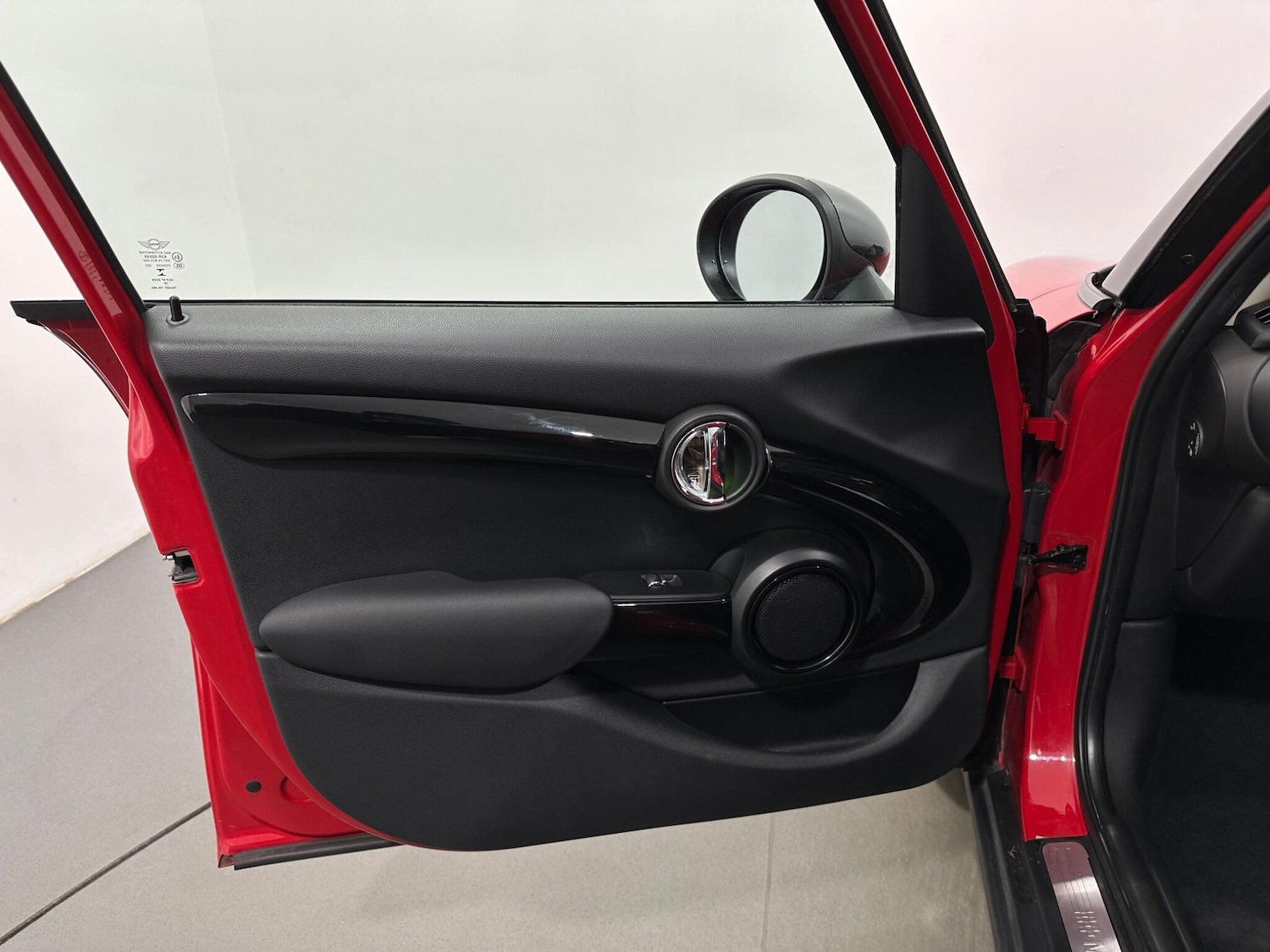 Used MINI Hatch 2018 for sale - 77400905: Photo 37