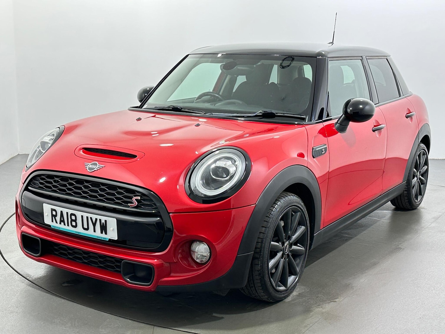 Used MINI Hatch 2018 for sale - 77400905: Photo 4