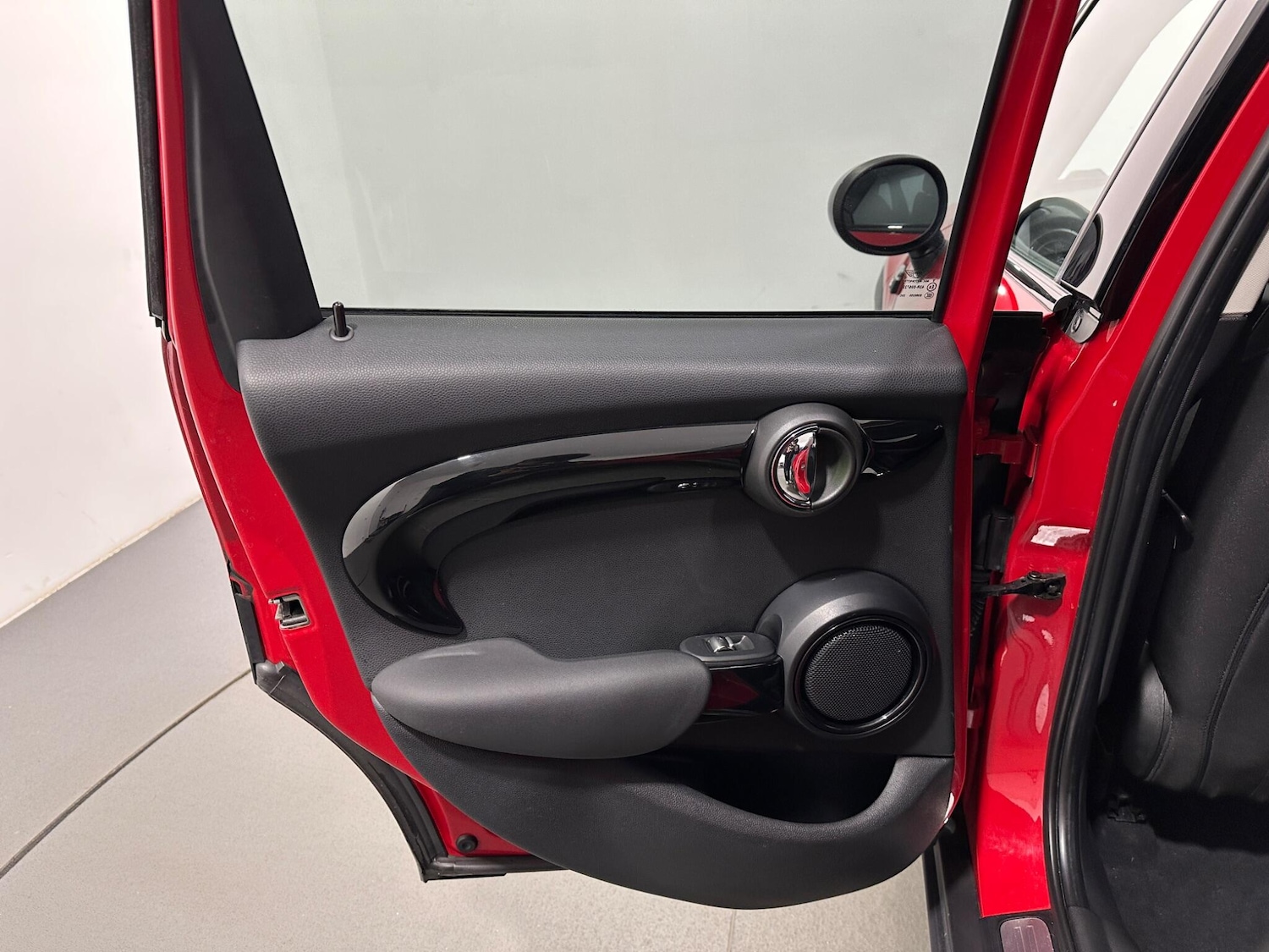 Used MINI Hatch 2018 for sale - 77400905: Photo 40