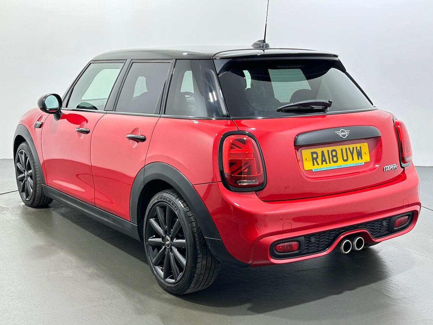 Used MINI Hatch 2018 for sale - 77400905: Photo 6