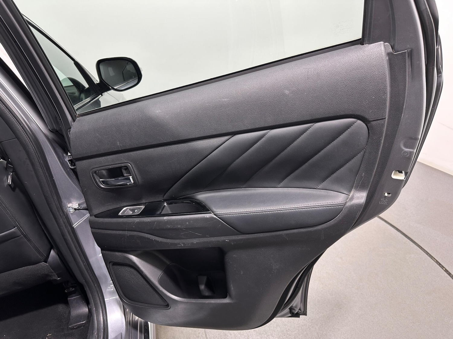 Used Mitsubishi Outlander 2019 for sale - 76878664: Photo 42