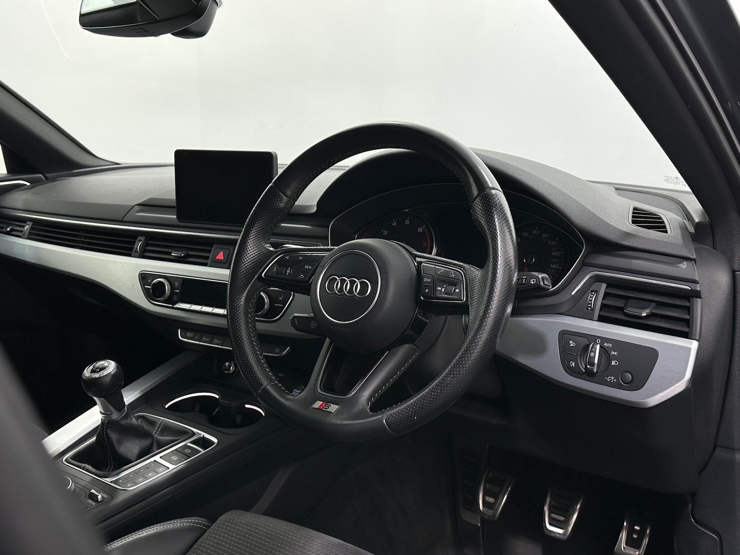 Used Audi A4 2019 for sale - 76878893: Photo 10